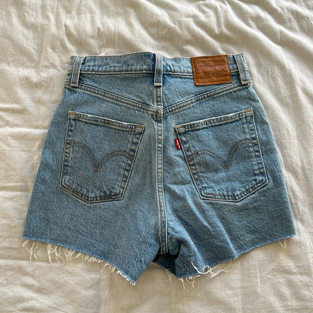 Levi’s Denim Shorts - size 26